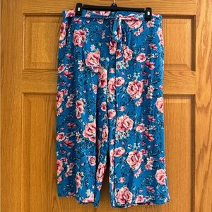 Harmony. & Havoc Split Leg Capris